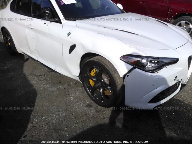 ZARFAEAV3J7572578 - 2018 ALFA ROMEO GIULIA QUADRIFOGLIO WHITE photo 6