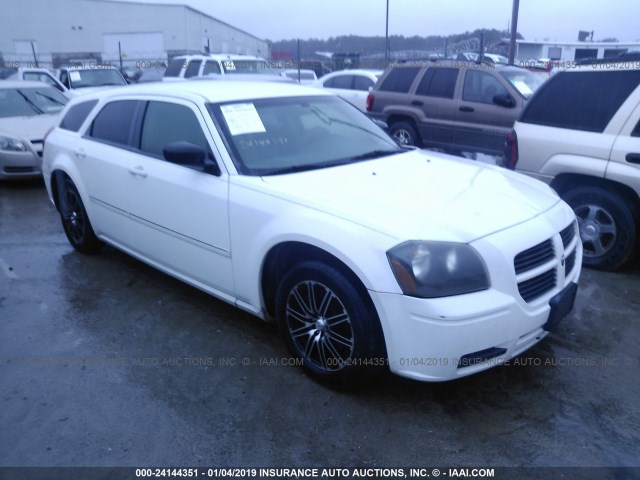 2D4FV47T77H642999 - 2007 DODGE MAGNUM SE WHITE photo 1