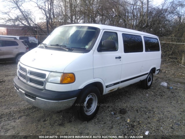 2B5WB25Y92K137687 - 2002 DODGE RAM WAGON B2500 WHITE photo 2