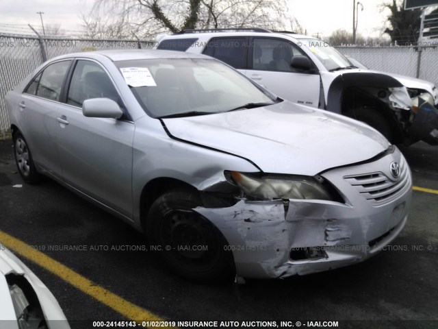 4T1BE46K47U161461 - 2007 TOYOTA CAMRY NEW GENERAT CE/LE/XLE/SE SILVER photo 1