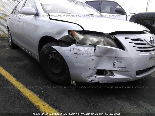 4T1BE46K47U161461 - 2007 TOYOTA CAMRY NEW GENERAT CE/LE/XLE/SE SILVER photo 6