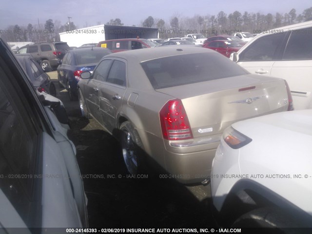 2C3KA63T69H552775 - 2009 CHRYSLER 300C GOLD photo 3