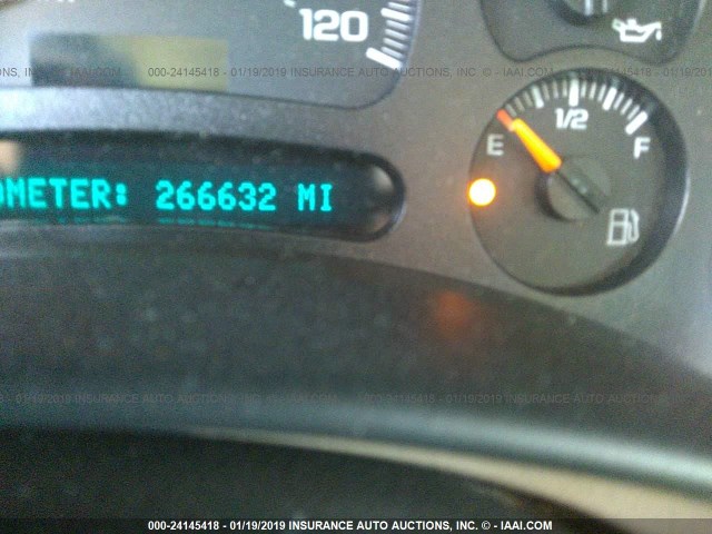 1GNEC13VX5R233498 - 2005 CHEVROLET TAHOE C1500 黑色 照片 7