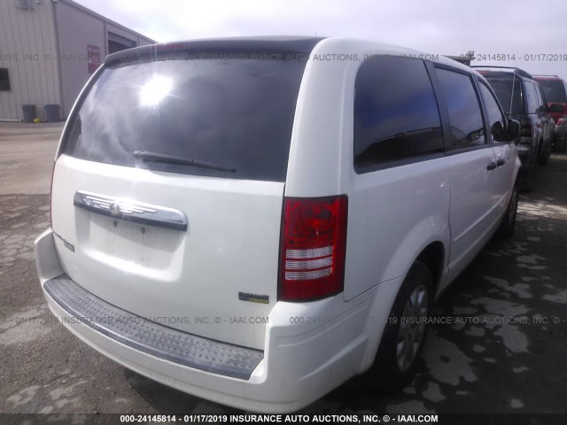 2A8HR44HX8R775903 - 2008 CHRYSLER TOWN & COUNTRY LX WHITE photo 4