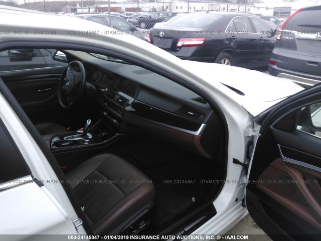 WBA5A7C54ED618700 - 2014 BMW 528 XI WHITE photo 5