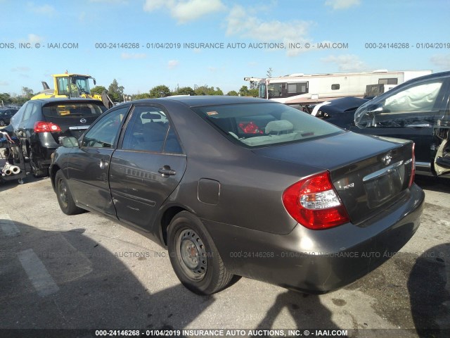 4T1BE32KX2U584778 - 2002 TOYOTA CAMRY LE/XLE/SE GRAY photo 6