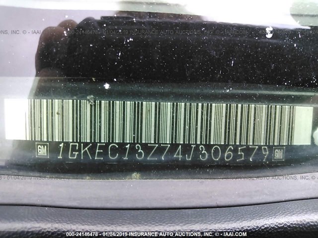 1GKEC13Z74J306579 - 2004 GMC YUKON GRAY photo 9