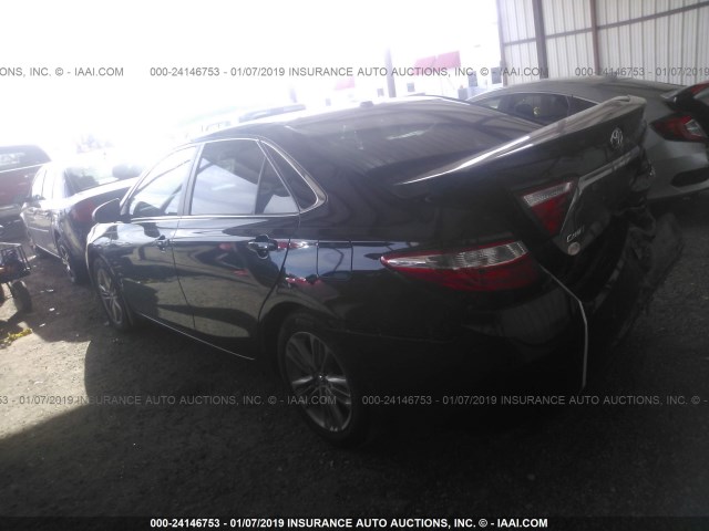 4T1BF1FK3FU090344 - 2015 TOYOTA CAMRY LE/XLE/SE/XSE BLACK photo 3