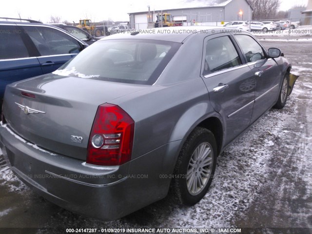 2C3CA1CV4AH318826 - 2010 CHRYSLER 300 TOURING GRAY photo 4