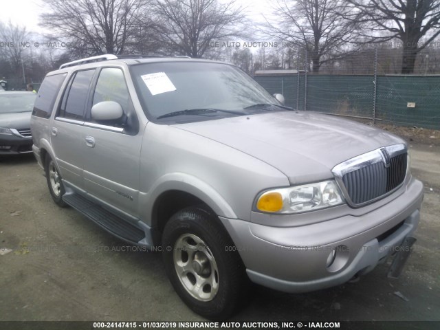 5LMFU28RX2LJ06706 - 2002 LINCOLN NAVIGATOR 金色 照片 1
