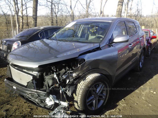 5NMZT3LB4JH095046 - 2018 HYUNDAI SANTA FE SPORT  GRAY photo 2