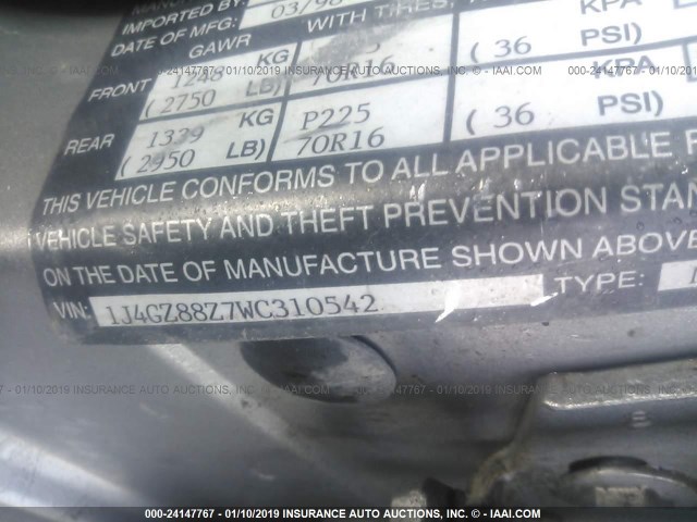 1J4GZ88Z7WC310542 - 1998 JEEP GRAND CHEROKEE LIMITED 5.9L SILVER photo 9