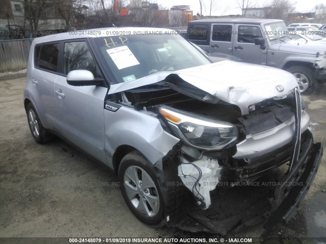 KNDJN2A23G7845038 - 2016 KIA SOUL SILVER photo 1