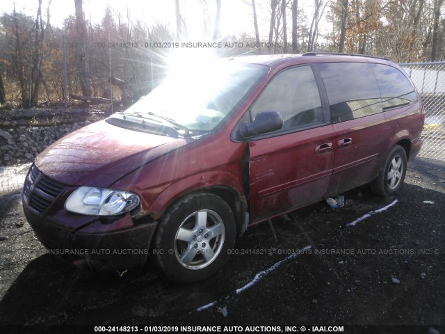 2D4GP44L16R895750 - 2006 DODGE GRAND CARAVAN SXT RED photo 2