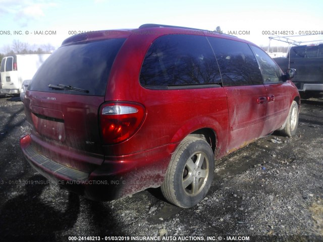 2D4GP44L16R895750 - 2006 DODGE GRAND CARAVAN SXT RED photo 4