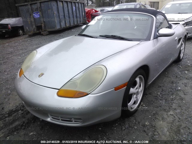 WP0CA2987XU622015 - 1999 PORSCHE BOXSTER SILVER photo 2