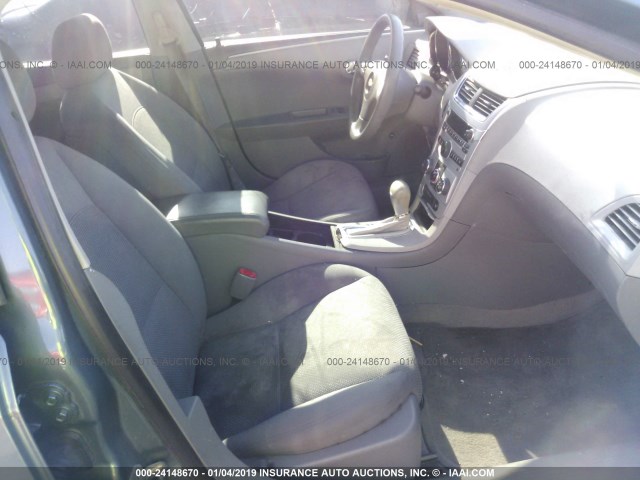 1G1ZG57BX9F134363 - 2009 CHEVROLET MALIBU LS Light Blue photo 5