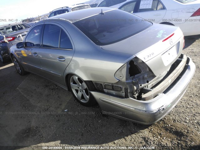 WDBUF65J74A417876 - 2004 MERCEDES-BENZ E 320 SILVER photo 3