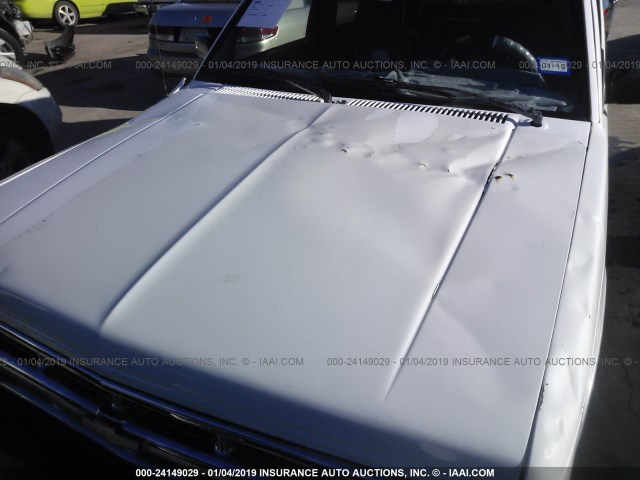 1GNCS13W3N2226131 - 1992 CHEVROLET BLAZER S10 WHITE photo 6