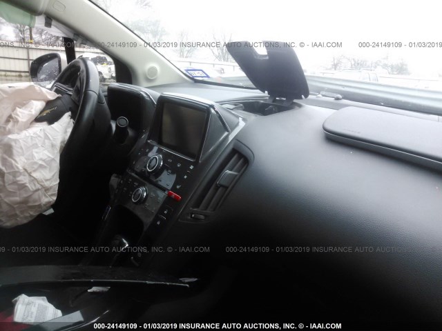 1G1RD6E45DU113119 - 2013 CHEVROLET VOLT WHITE photo 5