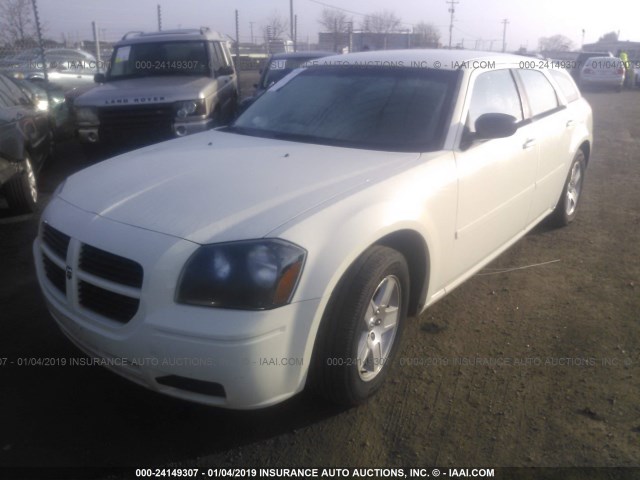 2D4FV48T35H173308 - 2005 DODGE MAGNUM SE WHITE photo 6