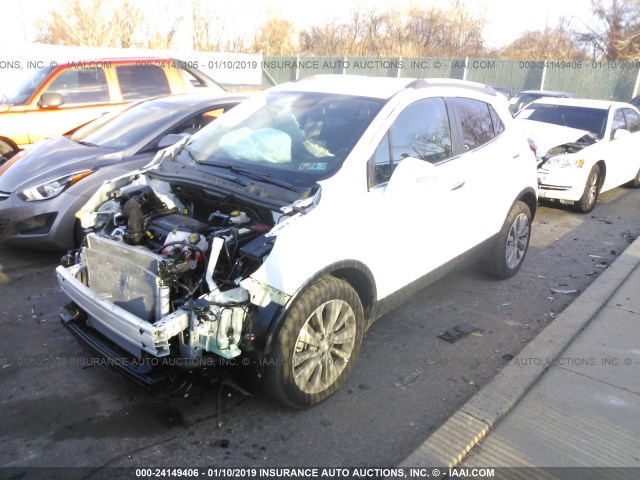 KL4CJASB2JB685651 - 2018 BUICK ENCORE PREFERRED WHITE photo 2