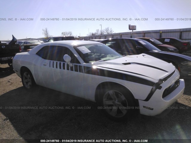 2C3CDYAG9EH302390 - 2014 DODGE CHALLENGER SXT WHITE photo 1