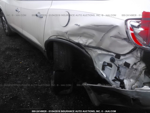 5GALVCED0AJ123192 - 2010 BUICK ENCLAVE CXL 白色 照片 6