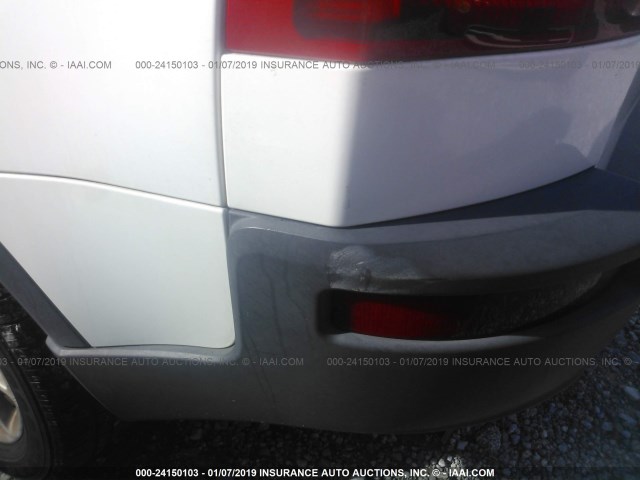 YV1CM91H141076430 - 2004 VOLVO XC90 T6 WHITE photo 6