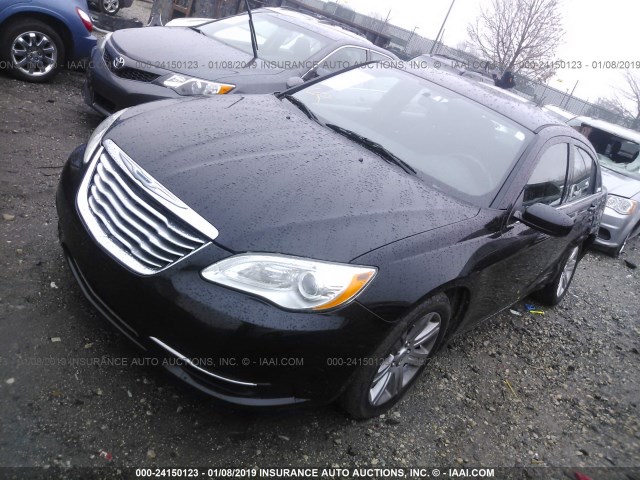 1C3CCBABXDN698808 - 2013 CHRYSLER 200 LX BLACK photo 2