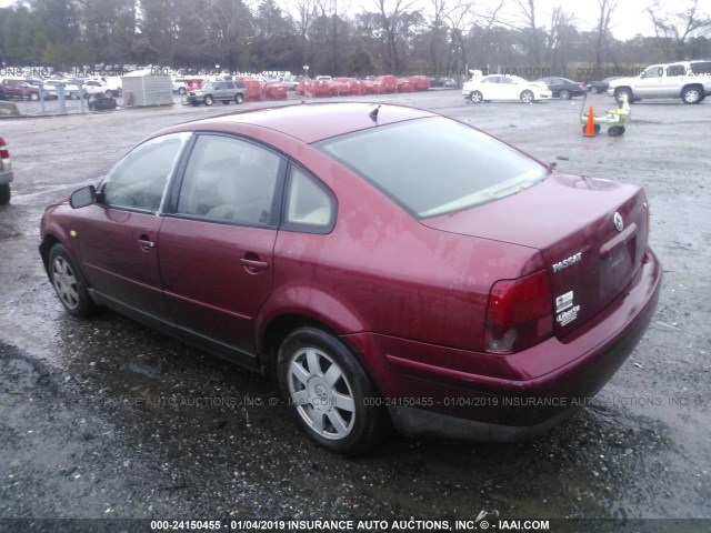 WVWPD63B5XE435225 - 1999 VOLKSWAGEN PASSAT GLX 红色 照片 3