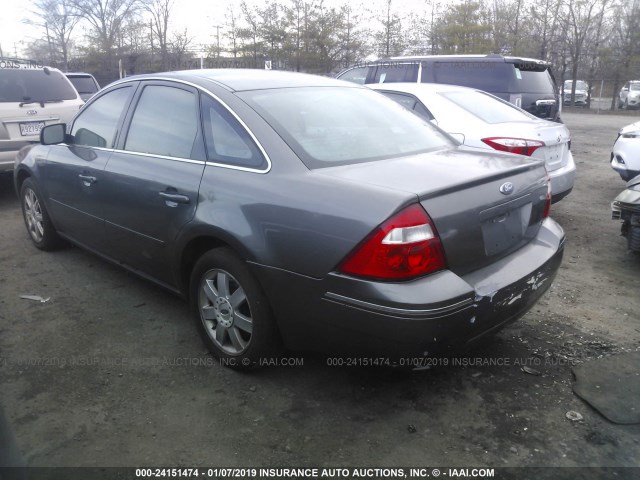 1FAFP23165G120105 - 2005 FORD FIVE HUNDRED SE GRAY photo 3