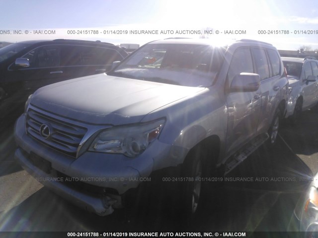 JTJBM7FX0A5017201 - 2010 LEXUS GX SILVER photo 2