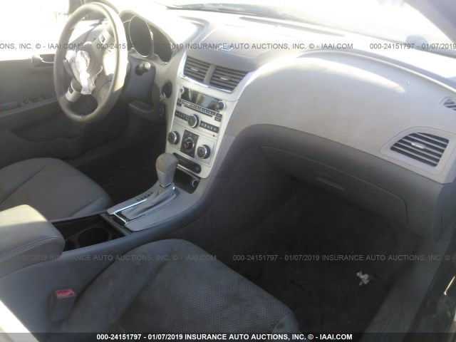 1G1ZB5E15BF106226 - 2011 CHEVROLET MALIBU LS GRAY photo 5