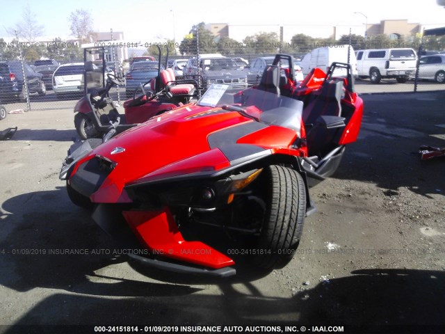 57XAAPFA3F5103622 - 2015 POLARIS SLINGSHOT SL RED photo 2