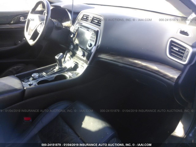 1N4AA6AP1GC430277 - 2016 NISSAN MAXIMA 3.5S/SV/SL/SR/PLAT 栗色 照片 5