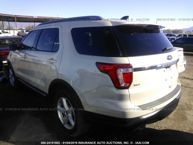 1FM5K7D82JGB18273 - 2018 FORD EXPLORER XLT BEIGE photo 3