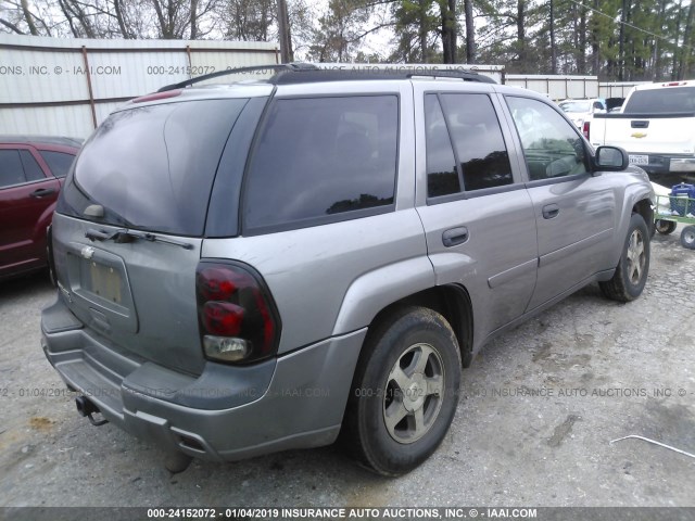 1GNDS13S862269530 - 2006 CHEVROLET TRAILBLAZER LS/LT GRAY photo 4