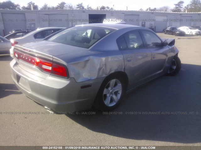 2C3CDXBG1EH325381 - 2014 DODGE CHARGER SE GRAY photo 4
