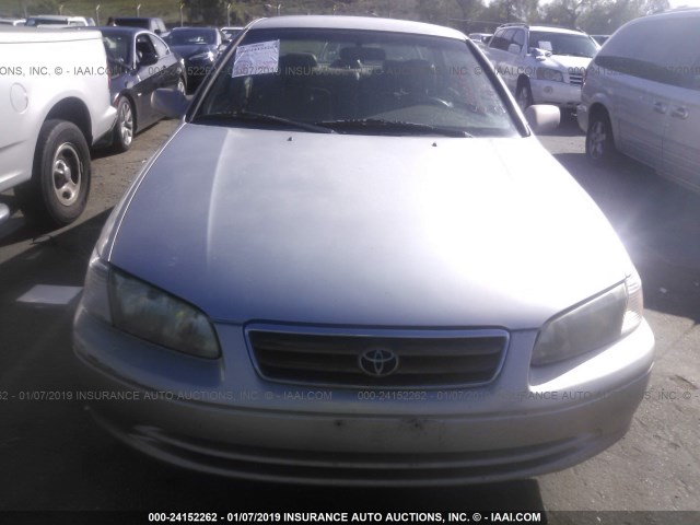 4T1BF22KXYU947628 - 2000 TOYOTA CAMRY LE/XLE GOLD photo 6
