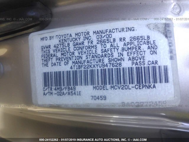4T1BF22KXYU947628 - 2000 TOYOTA CAMRY LE/XLE GOLD photo 9