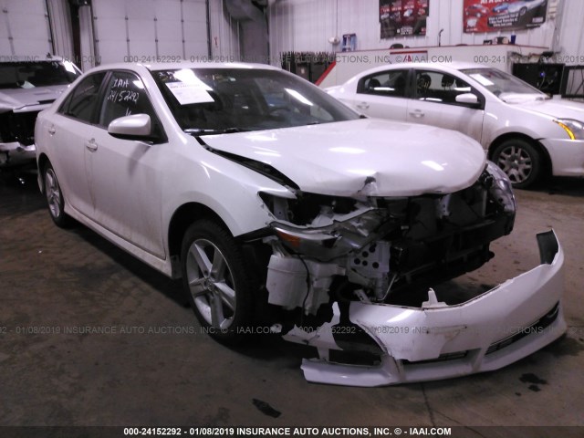 4T1BF1FK4EU415713 - 2014 TOYOTA CAMRY L/SE/LE/XLE Ağ foto 1