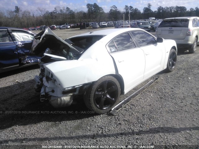 2C3CDXCTXEH142654 - 2014 DODGE CHARGER R/T WHITE photo 4