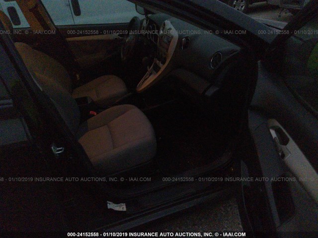 2T1KU40E19C171715 - 2009 TOYOTA COROLLA MATRIX  BLACK photo 5