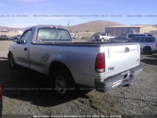 2FTRF17264CA43131 - 2004 FORD F-150 HERITAGE CLASSIC WHITE photo 3