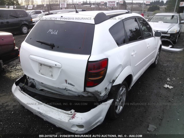 5Y2SM63825Z418600 - 2005 PONTIAC VIBE WHITE photo 4