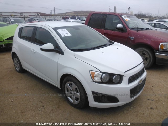 1G1JA6SH2D4225616 - 2013 CHEVROLET SONIC LS 白色 照片 1