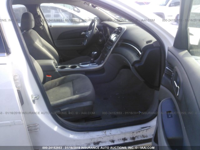 1G11B5SA7DF125008 - 2013 CHEVROLET MALIBU LS თეთრი ფოტო 5