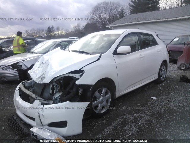 2T1KU40E59C013698 - 2009 TOYOTA COROLLA MATRIX  WHITE photo 2