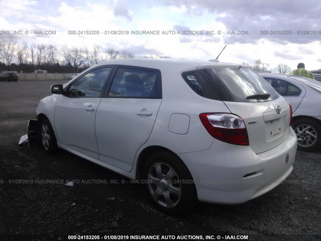 2T1KU40E59C013698 - 2009 TOYOTA COROLLA MATRIX  WHITE photo 3